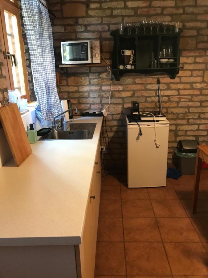 Cifrapince és Vendégház Tordas Exterior foto